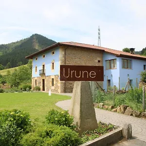Urune Múgica
